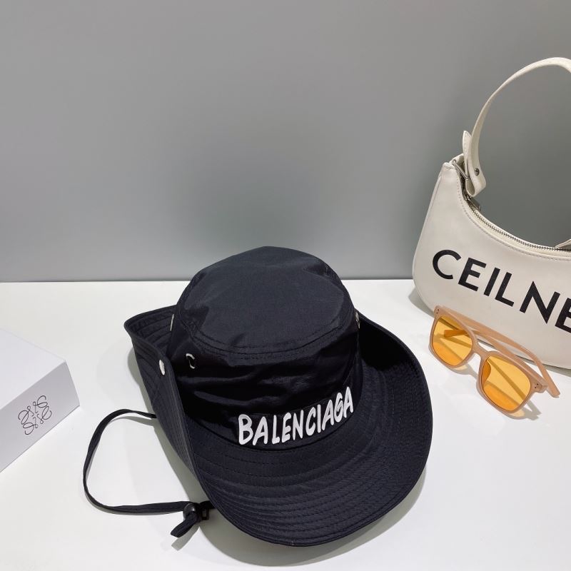 BALENCIAGA